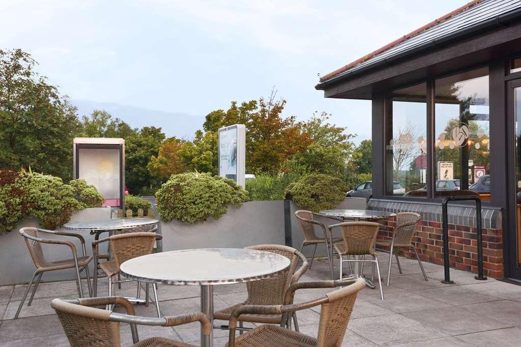Super 8 By Wyndham Durham Hotel Facilities photo